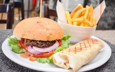 WINGS &lsquo;N SHAKE