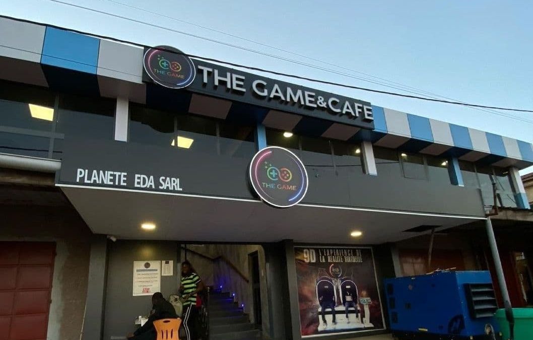 THE GAME AND CAFE