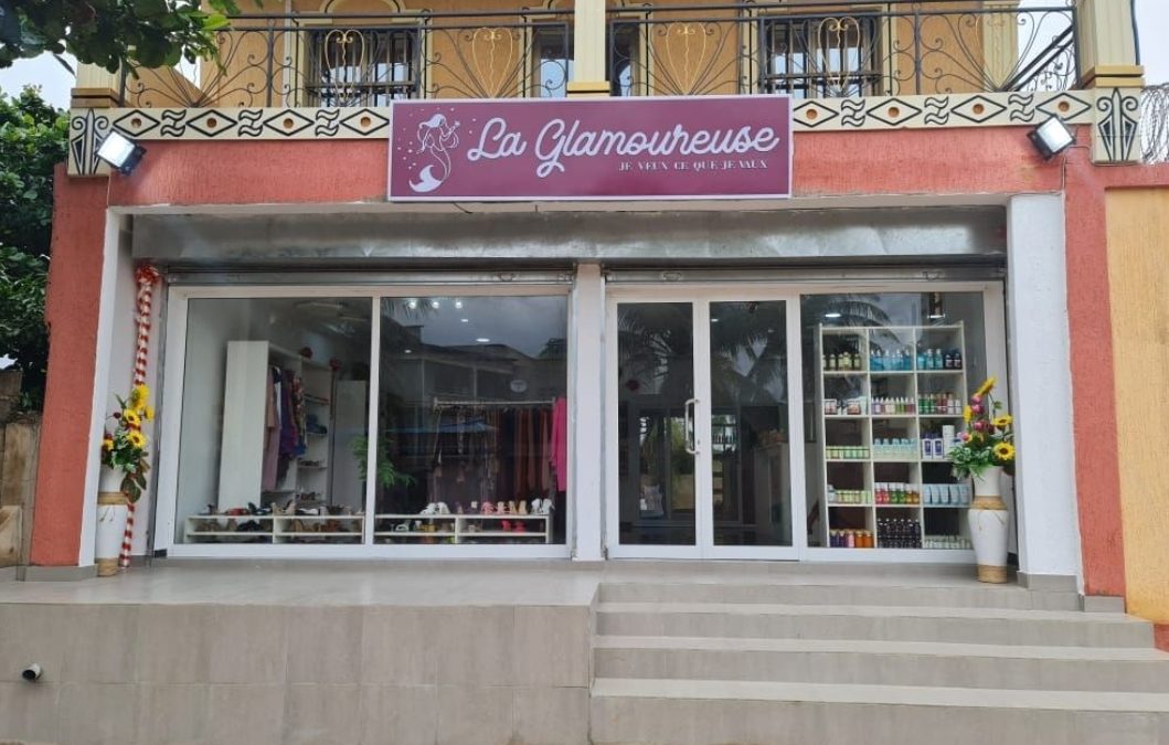 LA GLAMOUREUSE