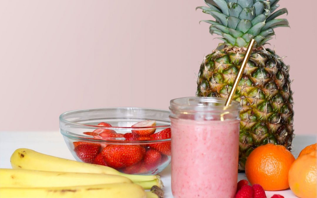 05 ÉTAPES SIMPLES POUR REALISER VOS SMOOTHIES MAISON : FRAICHEUR EN UN CLIN D’ŒIL